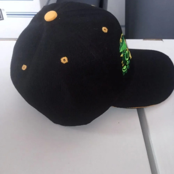 *New embroidery cap one size ( box JK ) - Picture 2 of 4